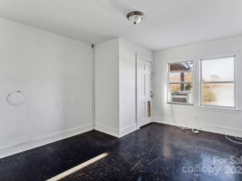 128 Rowan Mill Road, Salisbury, NC 28147.  MLS# CAR4214000, YatesRealty ID 3955. 