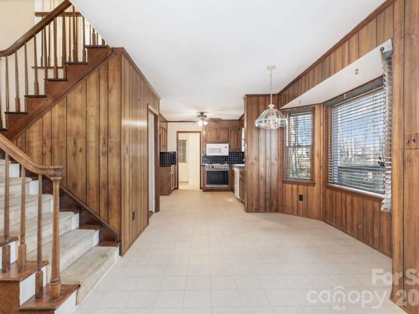 420 Saddlewood Drive, Gastonia, NC 28056.  MLS# CAR4342029, YatesRealty ID 3955. 