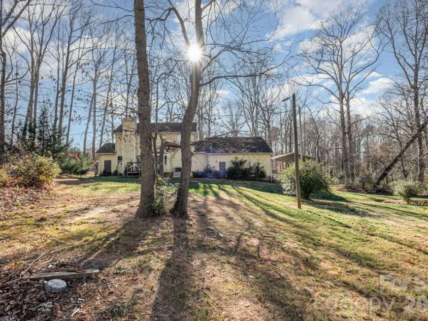 420 Saddlewood Drive, Gastonia, NC 28056.  MLS# CAR4342029, YatesRealty ID 3955. 