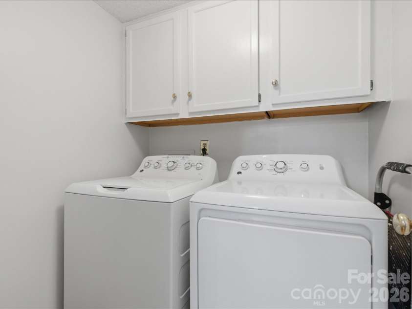 6329 Bevington Place, Charlotte, NC 28277.  MLS# CAR4356418, YatesRealty ID 3955. 