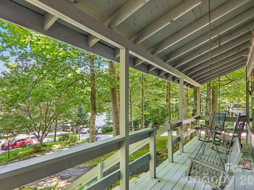 13 Lisa Lane, Maggie Valley, NC 28751.  MLS# CAR4404542, YatesRealty ID 39553. 