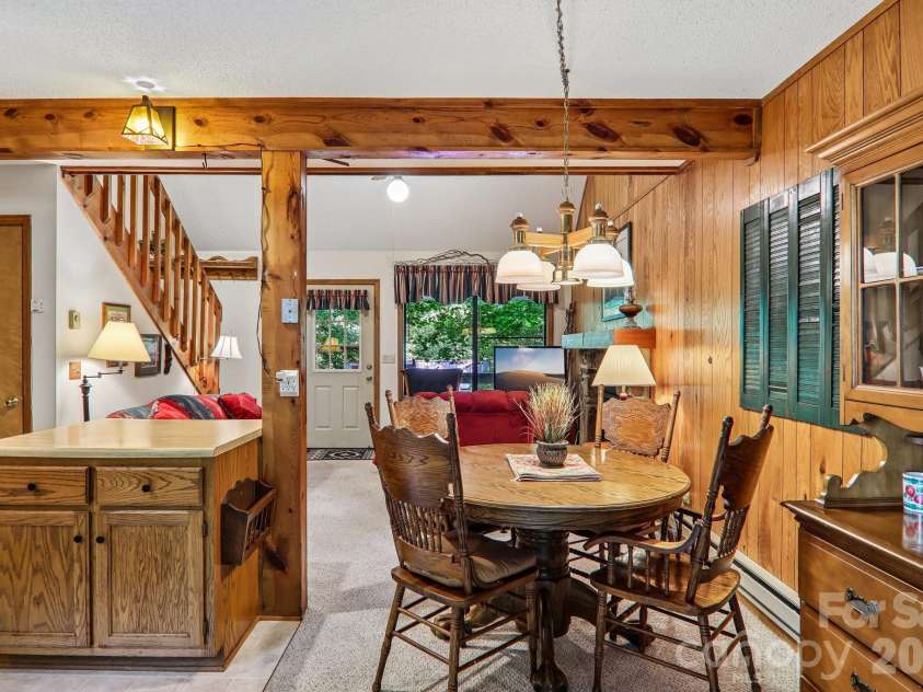 13 Lisa Lane, Maggie Valley, NC 28751.  MLS# CAR4404542, YatesRealty ID 39553. 