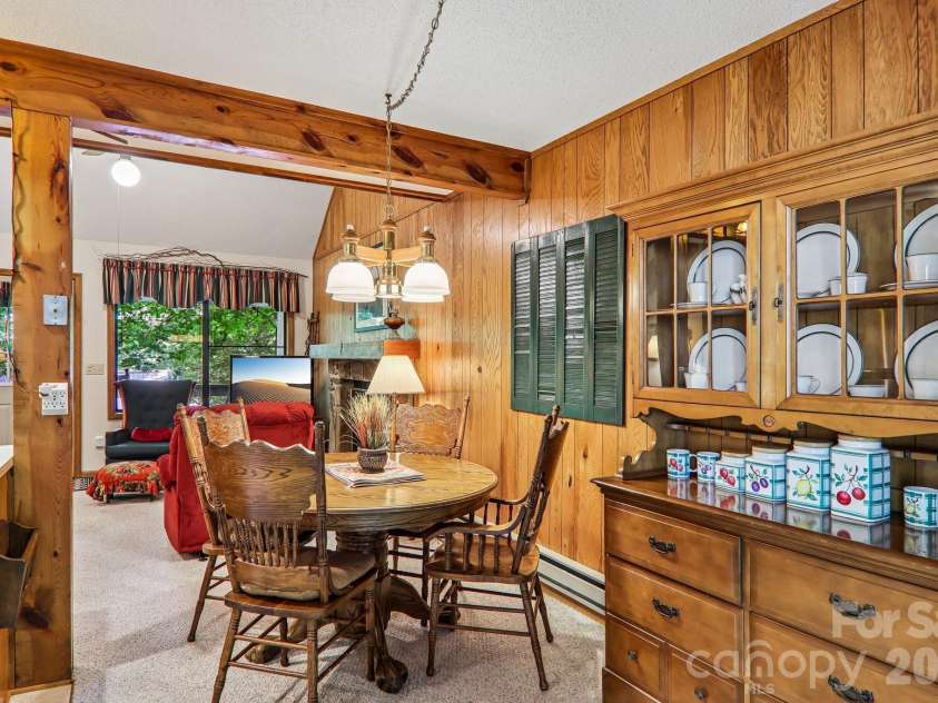 13 Lisa Lane, Maggie Valley, NC 28751.  MLS# CAR4404542, YatesRealty ID 39553. 