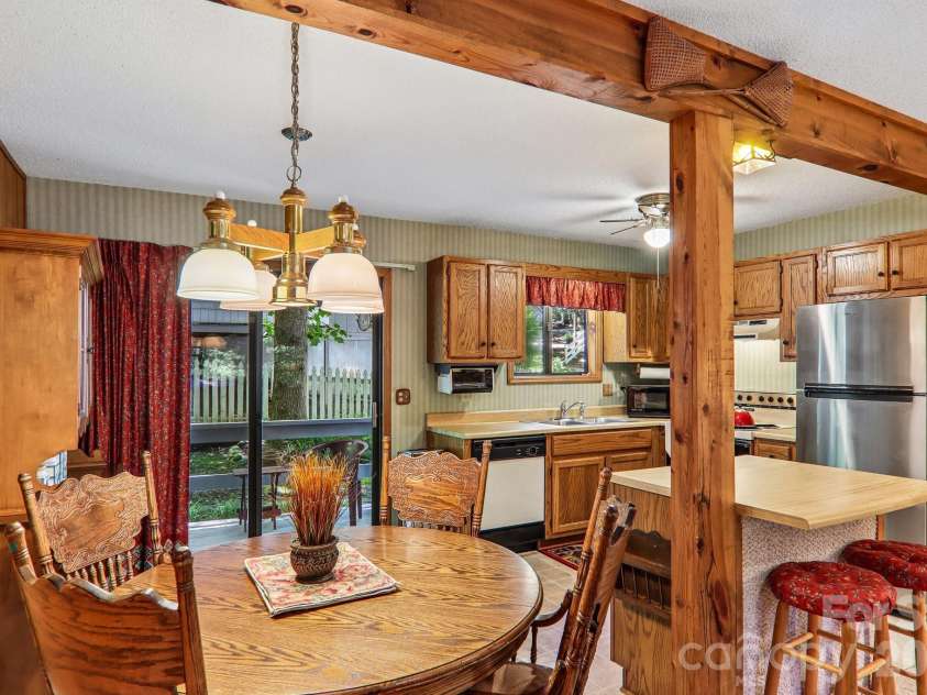 13 Lisa Lane, Maggie Valley, NC 28751.  MLS# CAR4404542, YatesRealty ID 39553. 