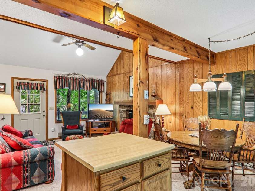 13 Lisa Lane, Maggie Valley, NC 28751.  MLS# CAR4404542, YatesRealty ID 39553. 