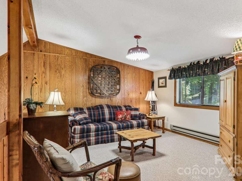 13 Lisa Lane, Maggie Valley, NC 28751.  MLS# CAR4404542, YatesRealty ID 39553. 