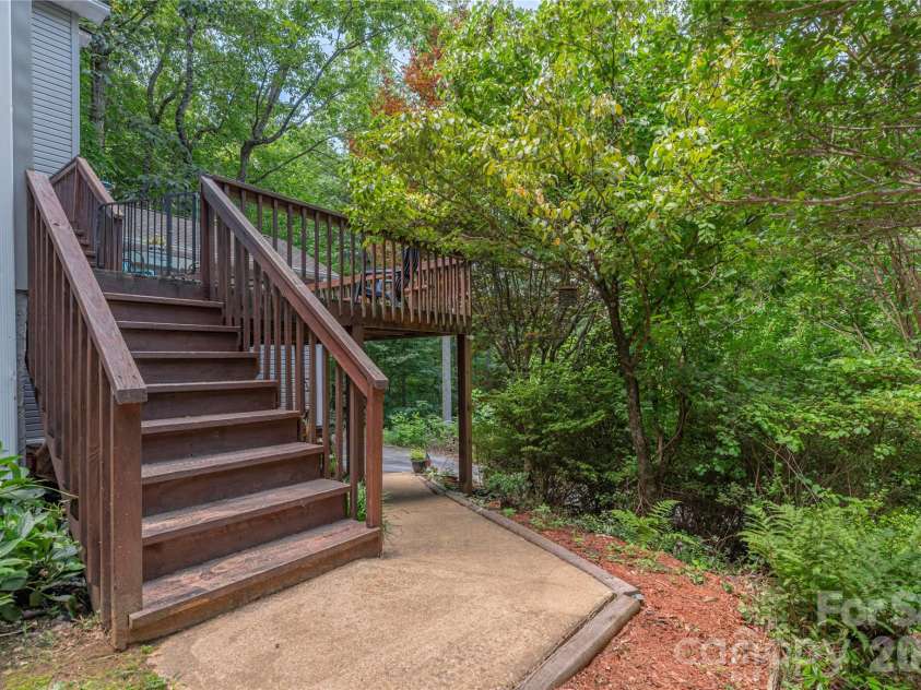 5 Summer Savory Court, Flat Rock, NC 28731.  MLS# CAR4405791, YatesRealty ID 39554. 