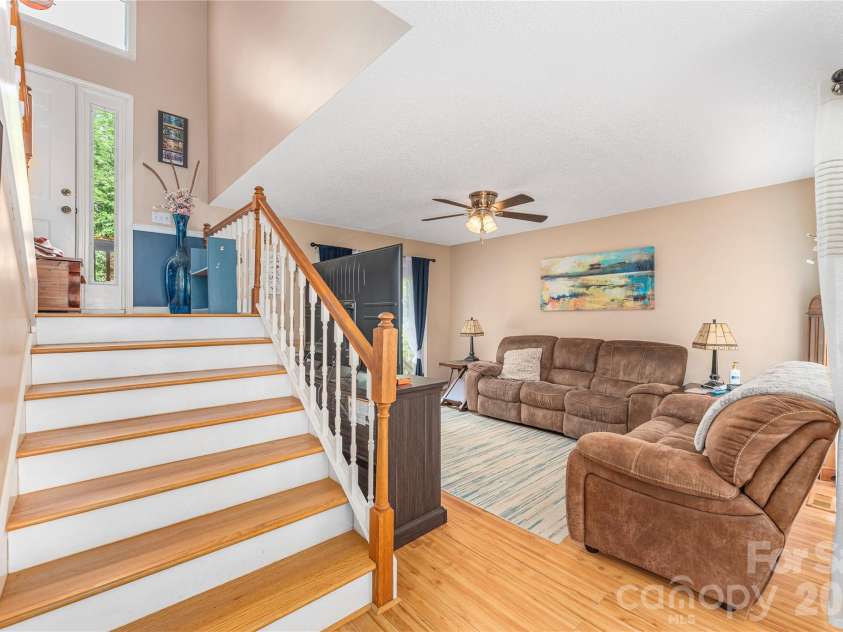 5 Summer Savory Court, Flat Rock, NC 28731.  MLS# CAR4405791, YatesRealty ID 39554. 