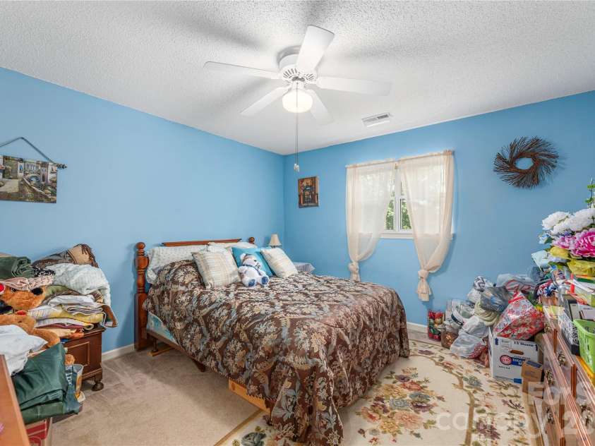 5 Summer Savory Court, Flat Rock, NC 28731.  MLS# CAR4405791, YatesRealty ID 39554. 