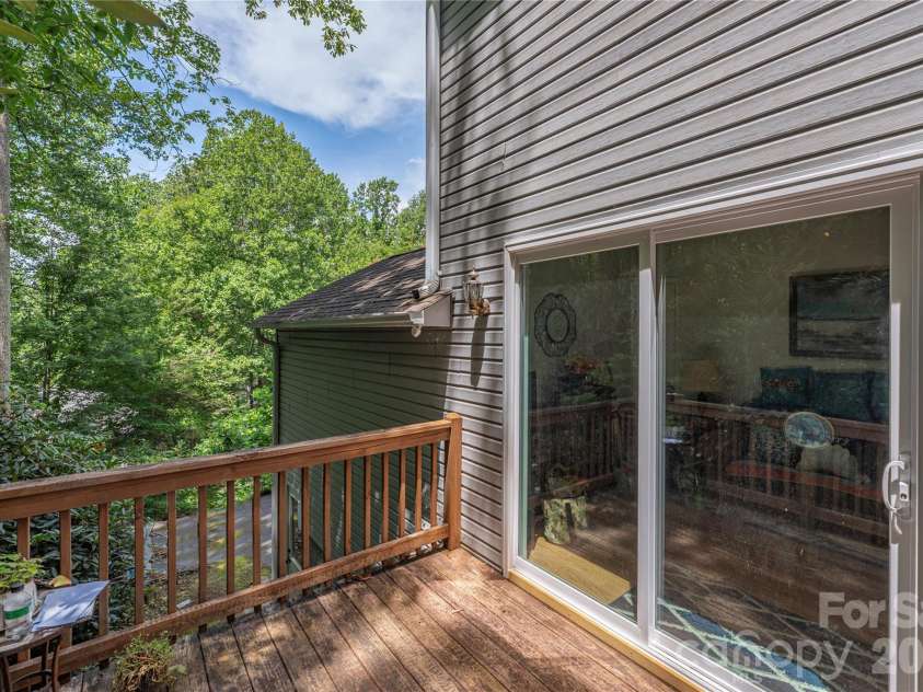 5 Summer Savory Court, Flat Rock, NC 28731.  MLS# CAR4405791, YatesRealty ID 39554. 