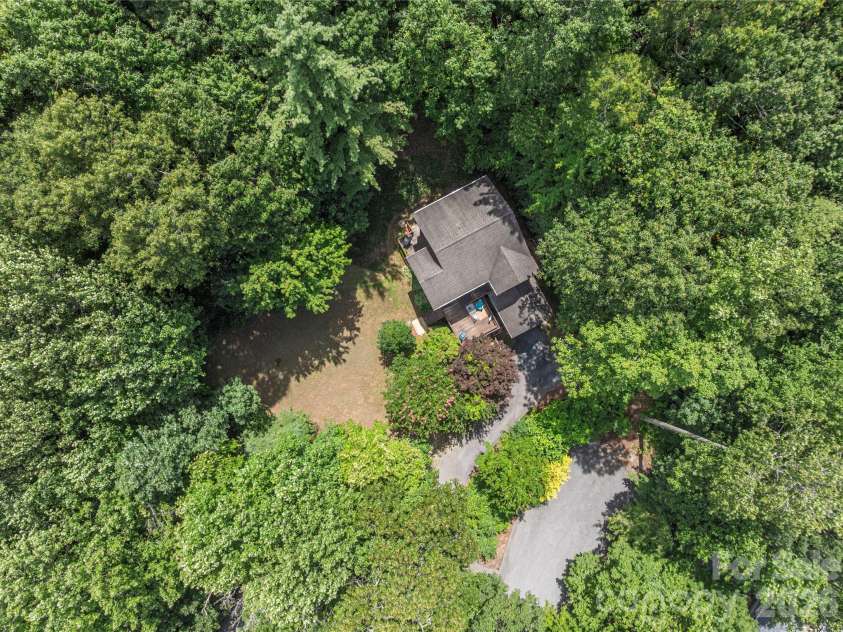 5 Summer Savory Court, Flat Rock, NC 28731.  MLS# CAR4405791, YatesRealty ID 39554. 