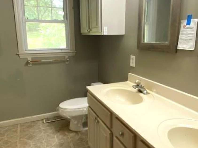 164 Lynch Street, Rutherfordton, NC 28139.  MLS# CAR4406352, YatesRealty ID 39555. 