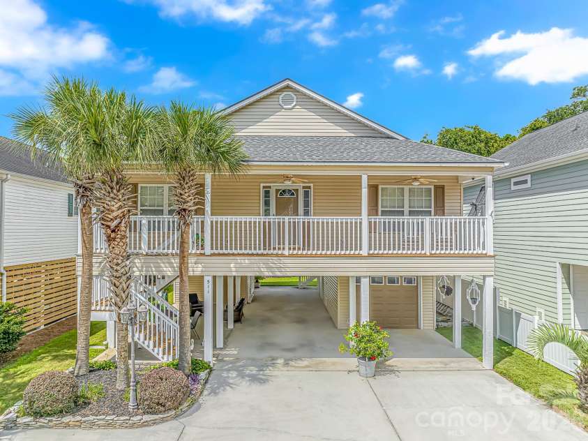 511 21st Avenue, North Myrtle Beach, SC 29582.  MLS# CAR4407127, YatesRealty ID 39556. 