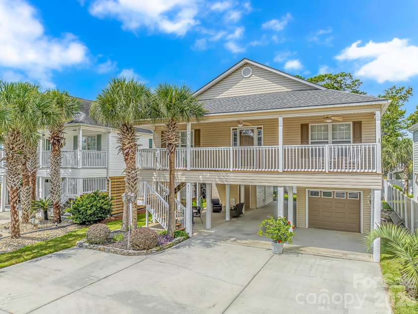 511 21st Avenue, North Myrtle Beach, SC 29582.  MLS# CAR4407127, YatesRealty ID 39556. 