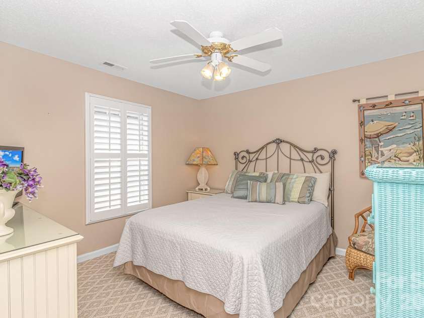 511 21st Avenue, North Myrtle Beach, SC 29582.  MLS# CAR4407127, YatesRealty ID 39556. Bedroom 1