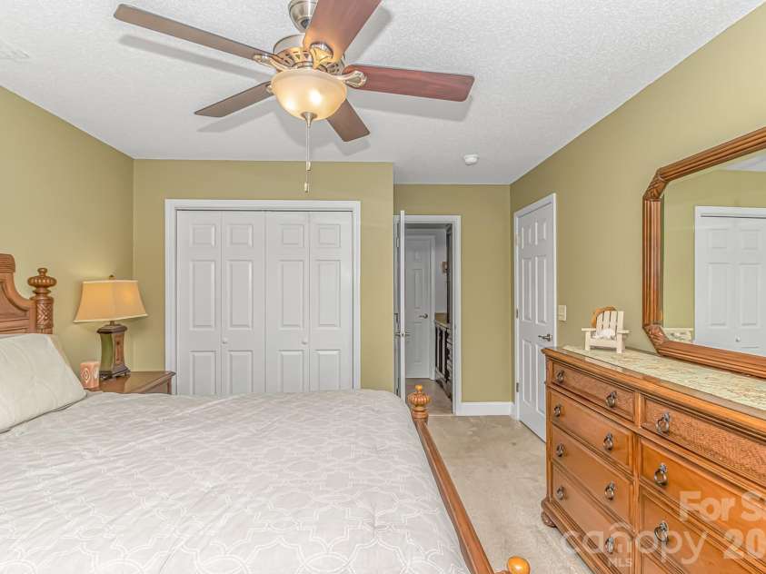 511 21st Avenue, North Myrtle Beach, SC 29582.  MLS# CAR4407127, YatesRealty ID 39556. Bedroom 4