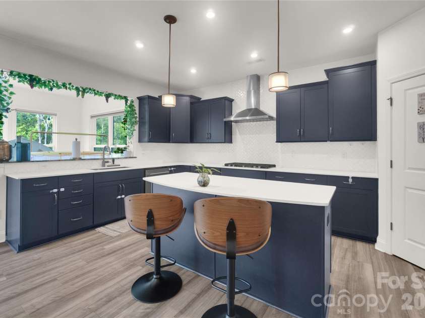 14314 Aikenwood Drive, Charlotte, NC 28278.  MLS# CAR4400832, YatesRealty ID 39557. 