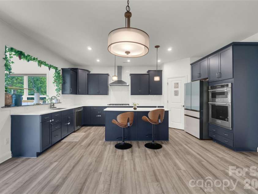 14314 Aikenwood Drive, Charlotte, NC 28278.  MLS# CAR4400832, YatesRealty ID 39557. 