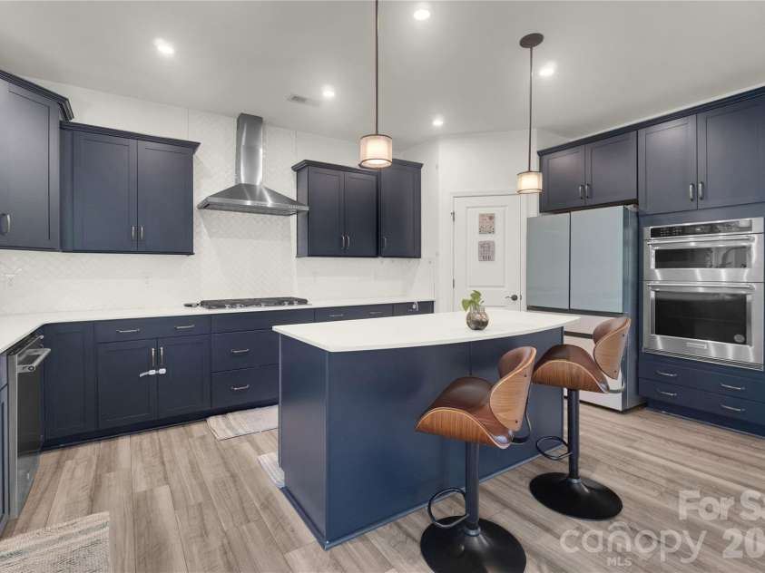 14314 Aikenwood Drive, Charlotte, NC 28278.  MLS# CAR4400832, YatesRealty ID 39557. 