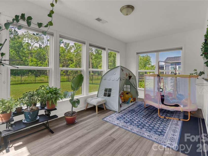 14314 Aikenwood Drive, Charlotte, NC 28278.  MLS# CAR4400832, YatesRealty ID 39557. 