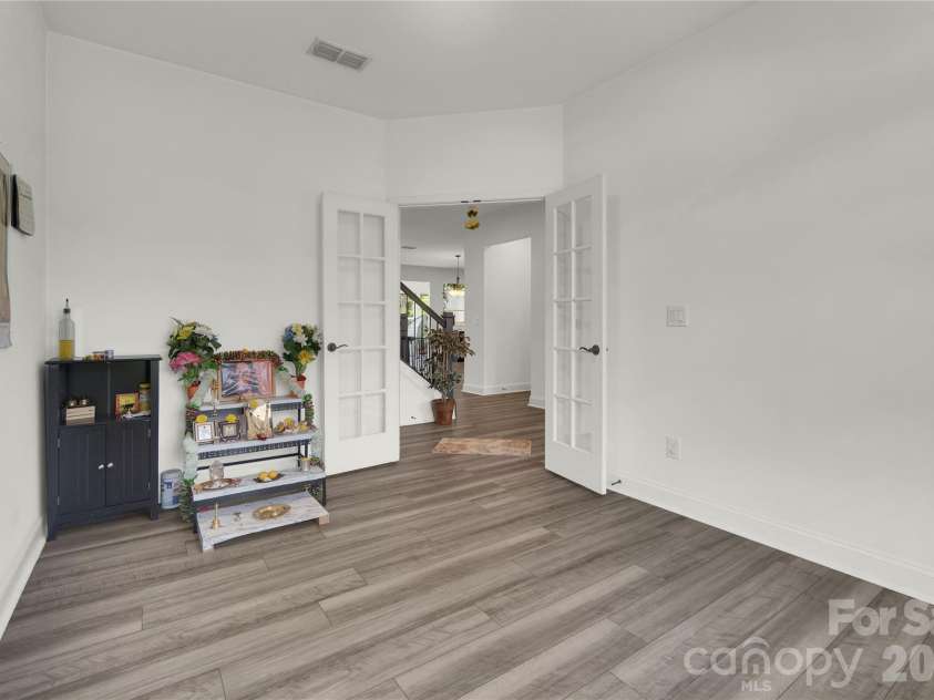 14314 Aikenwood Drive, Charlotte, NC 28278.  MLS# CAR4400832, YatesRealty ID 39557. 