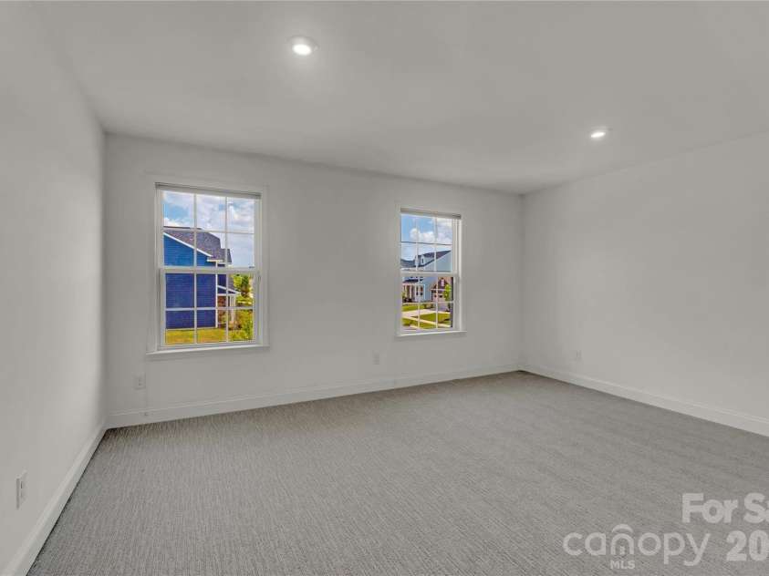 14314 Aikenwood Drive, Charlotte, NC 28278.  MLS# CAR4400832, YatesRealty ID 39557. 