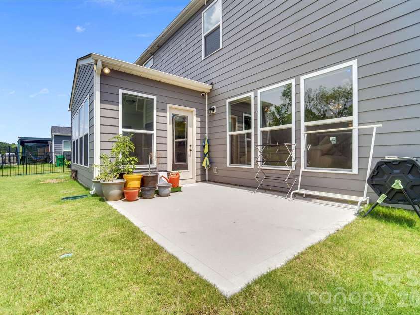 14314 Aikenwood Drive, Charlotte, NC 28278.  MLS# CAR4400832, YatesRealty ID 39557. 