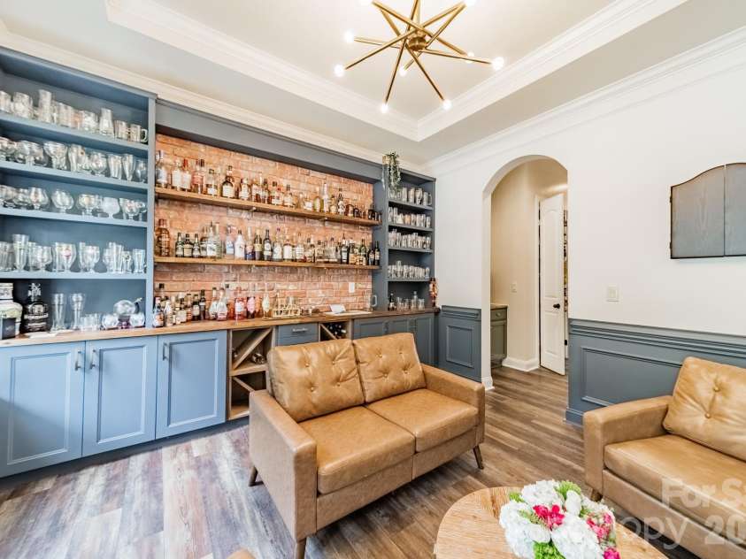 9052 Mossy Hill Lane, Fort Mill, SC 29707.  MLS# CAR4405984, YatesRealty ID 39559. 