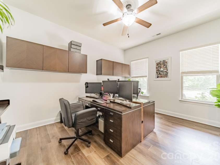 9052 Mossy Hill Lane, Fort Mill, SC 29707.  MLS# CAR4405984, YatesRealty ID 39559. 