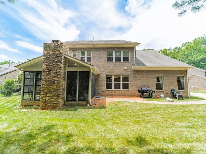9052 Mossy Hill Lane, Fort Mill, SC 29707.  MLS# CAR4405984, YatesRealty ID 39559. Rear elevation