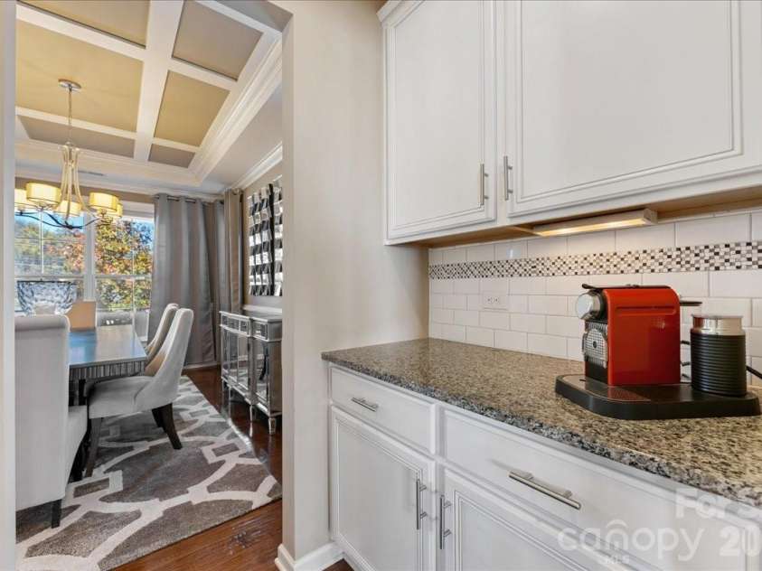 2511 Carnation Drive, Harrisburg, NC 28075.  MLS# CAR4345682, YatesRealty ID 3956. Butler's pantry