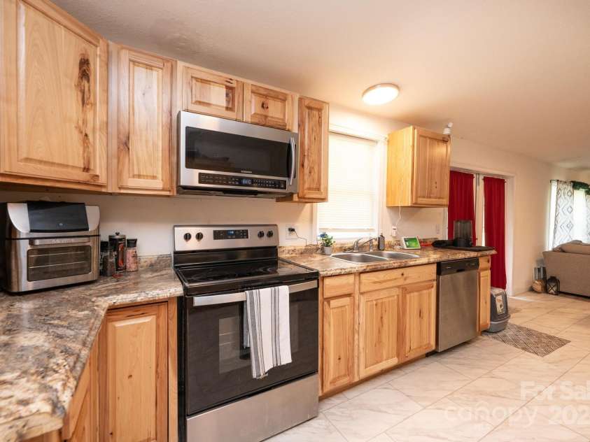 6254 Meadow Trail, Connelly Springs, NC 28612.  MLS# CAR4141190, YatesRealty ID 3956. 