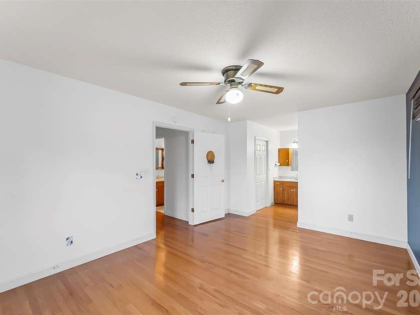 House  96 Patton Valley Drive, Nebo, NC 28761.  MLS# CAR4335317, YatesRealty ID 3956. 