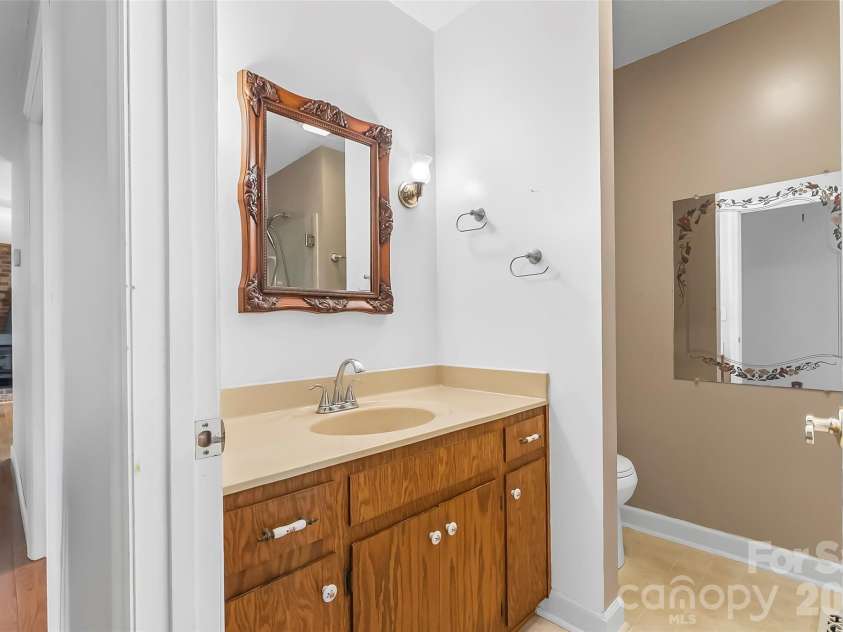 House  96 Patton Valley Drive, Nebo, NC 28761.  MLS# CAR4335317, YatesRealty ID 3956. 