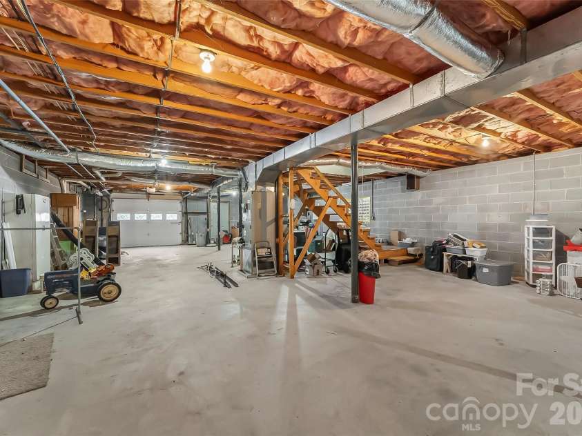 House  96 Patton Valley Drive, Nebo, NC 28761.  MLS# CAR4335317, YatesRealty ID 3956. 