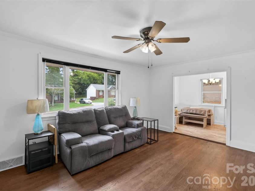 1103 Holmes Avenue, Salisbury, NC 28144.  MLS# CAR4407019, YatesRealty ID 39560. 