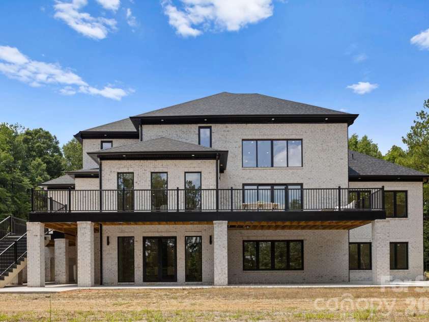 6003 Israel Drive, Concord, NC 28025.  MLS# CAR4397122, YatesRealty ID 39561. 