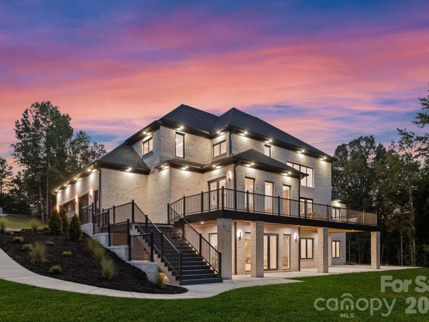 6003 Israel Drive, Concord, NC 28025.  MLS# CAR4397122, YatesRealty ID 39561. 