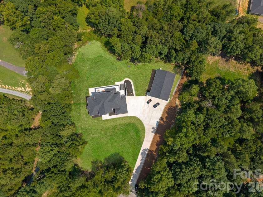 6003 Israel Drive, Concord, NC 28025.  MLS# CAR4397122, YatesRealty ID 39561. 