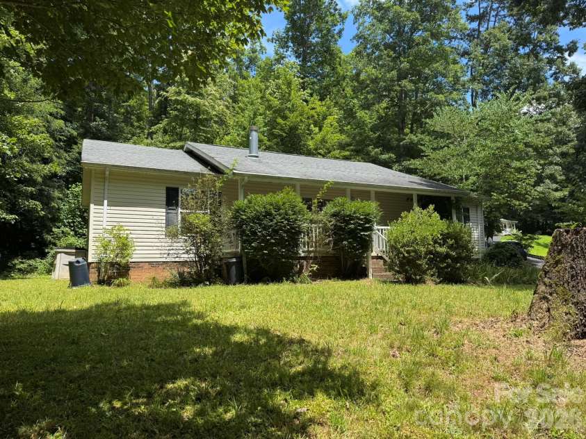 83 Tall Timber Drive, Sylva, NC 28779.  MLS# CAR4407195, YatesRealty ID 39563. 