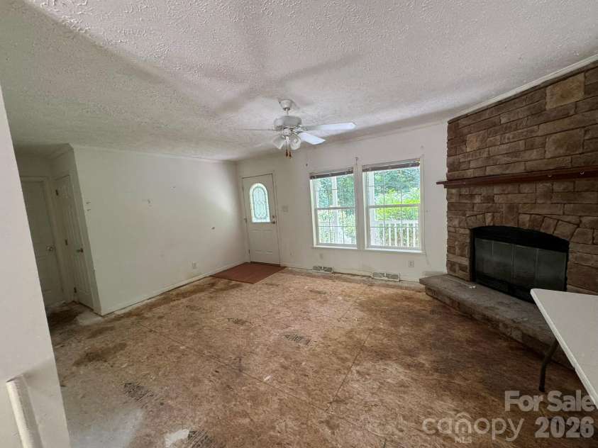 83 Tall Timber Drive, Sylva, NC 28779.  MLS# CAR4407195, YatesRealty ID 39563. 