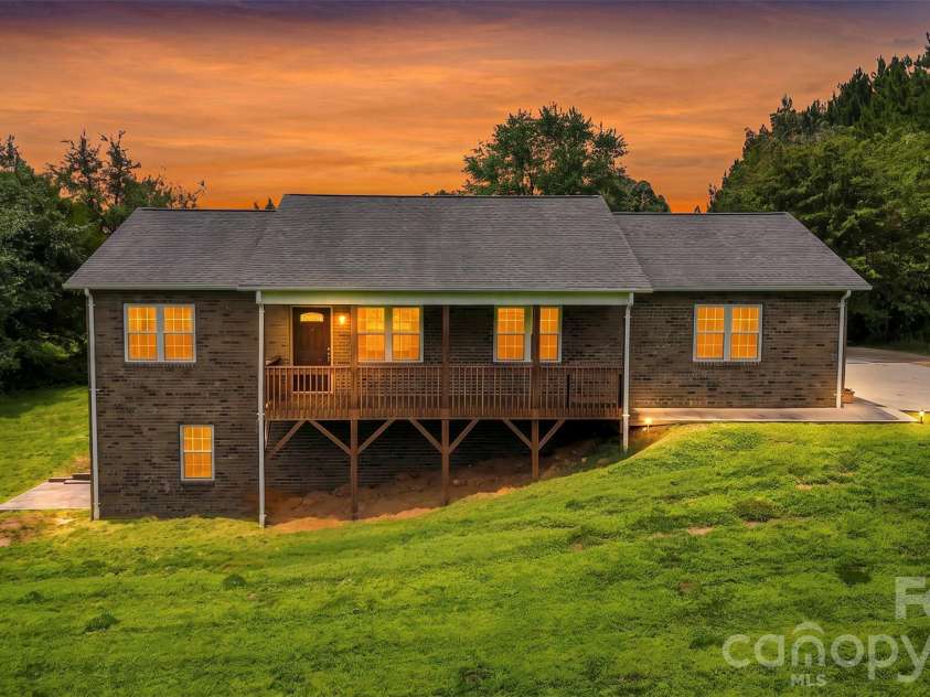 4683 Hickory Nut Ridge Road, Granite Falls, NC 28630.  MLS# CAR4403338, YatesRealty ID 39564. 