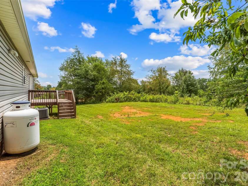4683 Hickory Nut Ridge Road, Granite Falls, NC 28630.  MLS# CAR4403338, YatesRealty ID 39564. 