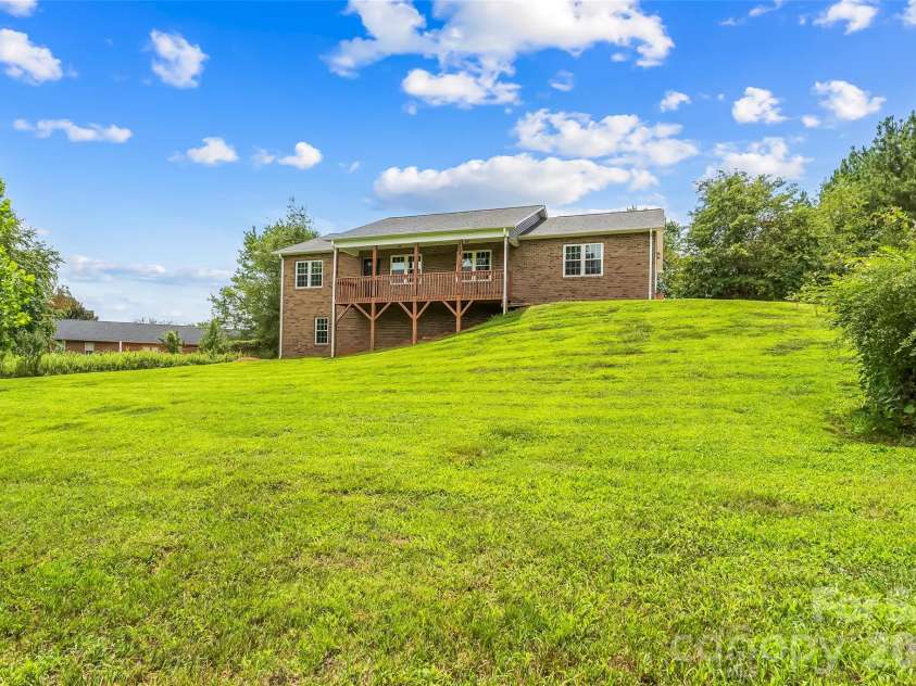 4683 Hickory Nut Ridge Road, Granite Falls, NC 28630.  MLS# CAR4403338, YatesRealty ID 39564. 