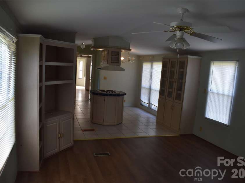 69 Woodmont Drive, Nebo, NC 28761.  MLS# CAR4402837, YatesRealty ID 39569. 