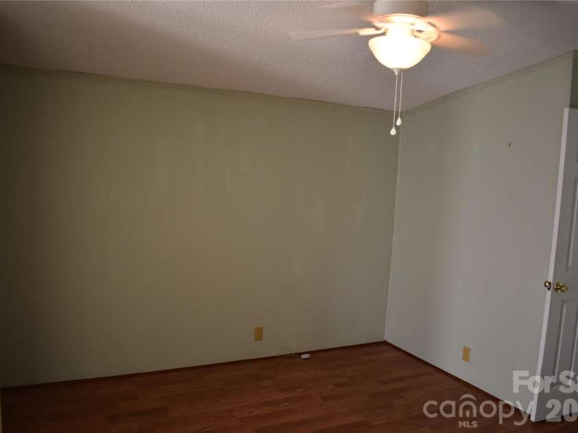 69 Woodmont Drive, Nebo, NC 28761.  MLS# CAR4402837, YatesRealty ID 39569. 