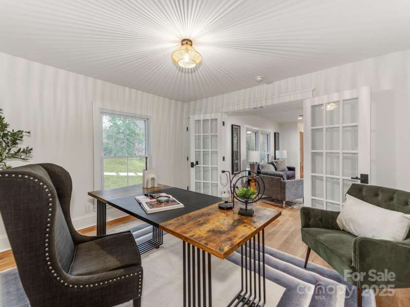 3608 Table Rock Road, Charlotte, NC 28226.  MLS# CAR4238799, YatesRealty ID 3957. Dedicated Office on Main Level