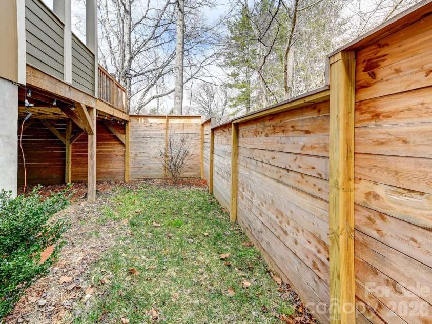 554 Sweet Birch Park Lane, Black Mountain, NC 28711.  MLS# CAR4353122, YatesRealty ID 3957. More Space Under Back Deck
