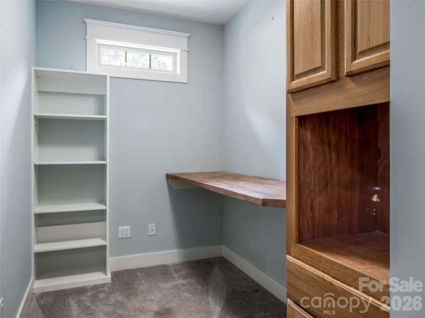 554 Sweet Birch Park Lane, Black Mountain, NC 28711.  MLS# CAR4420070, YatesRealty ID 3957. 