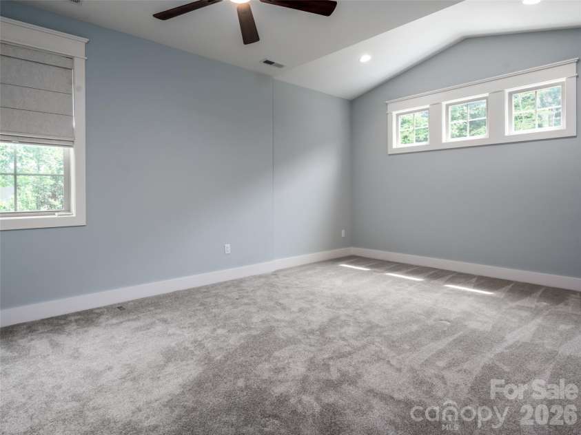 554 Sweet Birch Park Lane, Black Mountain, NC 28711.  MLS# CAR4420070, YatesRealty ID 3957. 